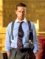 Lo yuppie più riuscito del cinema, Gordon Gekko, interpretato da Michael Douglas (premio Oscar) nel film Wall Street.